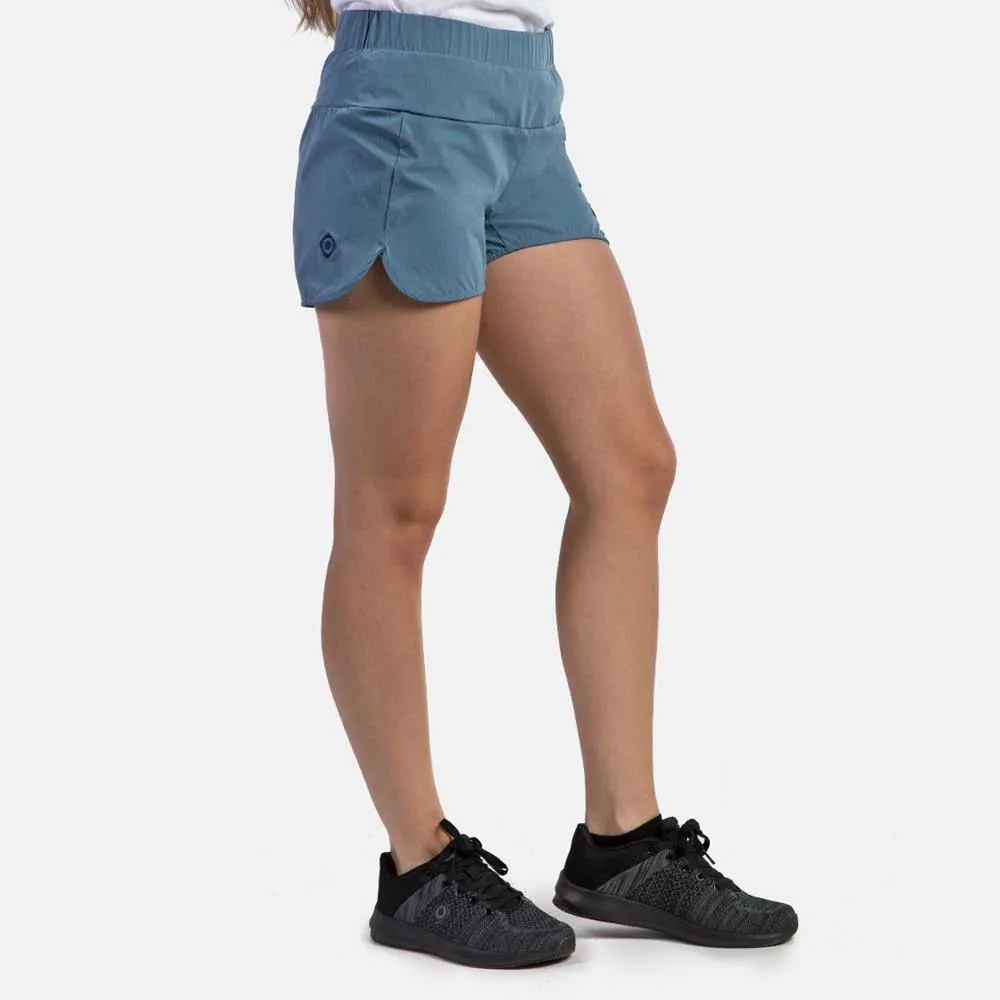 Izas Gesera Shorts
