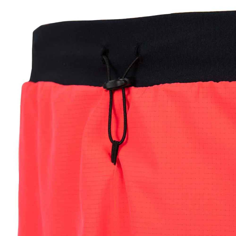 Izas Neuss Shorts