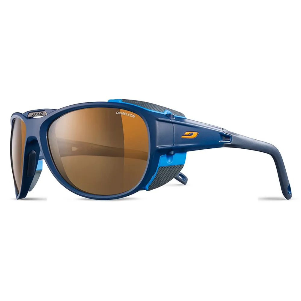 Julbo Explorer 2.0 Reactiv Cameleon Foto Kromatiska Solglasögon, Mat blue / cyan blue, Reactiv Cameleon Brown/CAT2-4 Julbo Explorer 2.0 Reactiv Cameleon Foto Kromatiska Solglasögon, Mat blue / cyan blue, Reactiv Cameleon Brown/CAT2-4