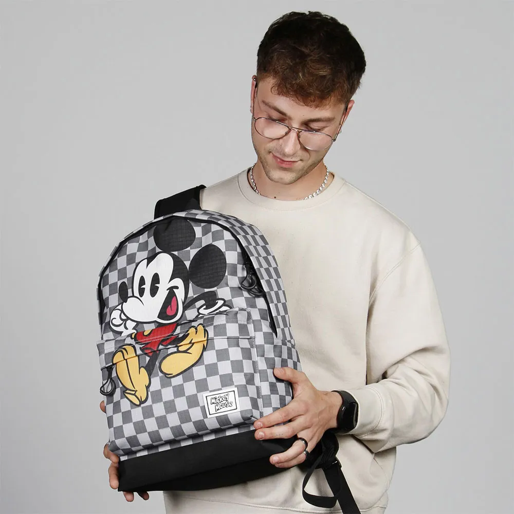 Karactermania Disney Mickey Mouse Move Fan Hs 2.2 Ryggsäck, Grey Karactermania Disney Mickey Mouse Move Fan Hs 2.2 Ryggsäck, Grey