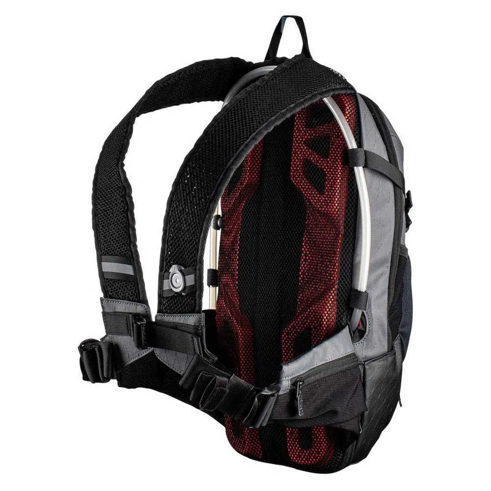 Leatt Mountain Lite 1.5 10l Hydreringsryggsäck, Graphite, One Size Leatt Mountain Lite 1.5 10l Hydreringsryggsäck, Graphite, One Size