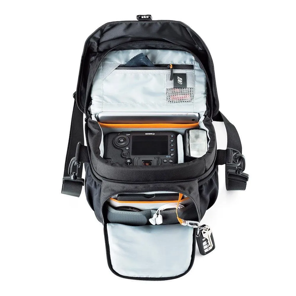 Lowepro Nova 170 Aw Ii Arrangörsväska, Black