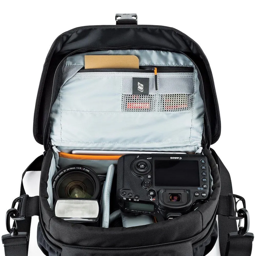 Lowepro Nova 180 Aw Ii Arrangörsväska, Black