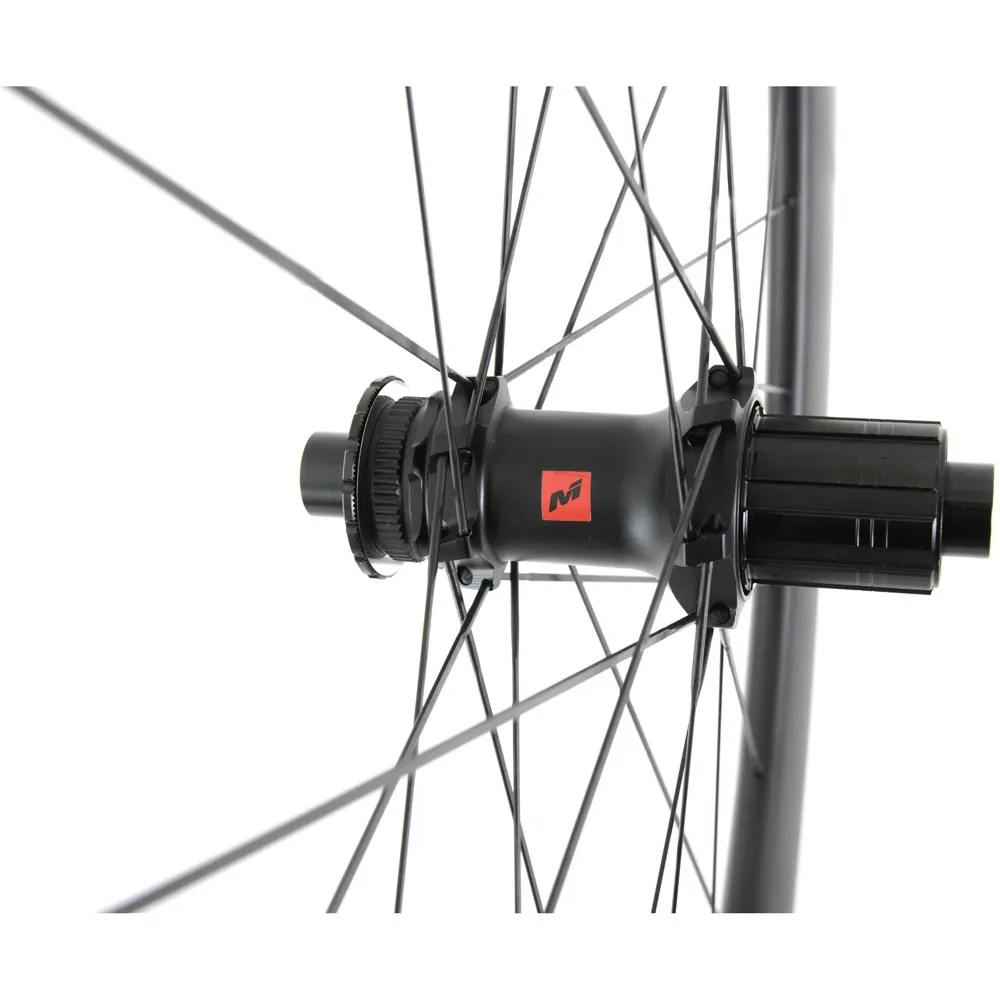 MASSI X-pro 3 Evo Carbon Cl Disc Tubeless Landsvägshjulset, Black, 12 x 100 / 12 x 142mm, Shimano/Sram HG MASSI X-pro 3 Evo Carbon Cl Disc Tubeless Landsvägshjulset, Black, 12 x 100 / 12 x 142mm, Shimano/Sram HG
