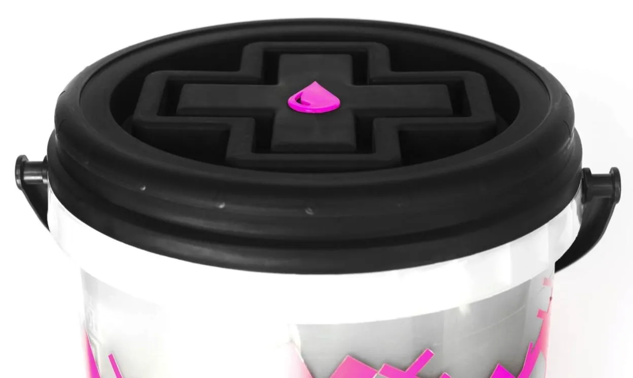 Muc-Off Bucket Kit Muc-Off Bucket Kit