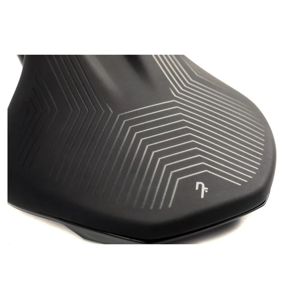 Natural Fit Nuance Cykelsadel, Black, 148mm