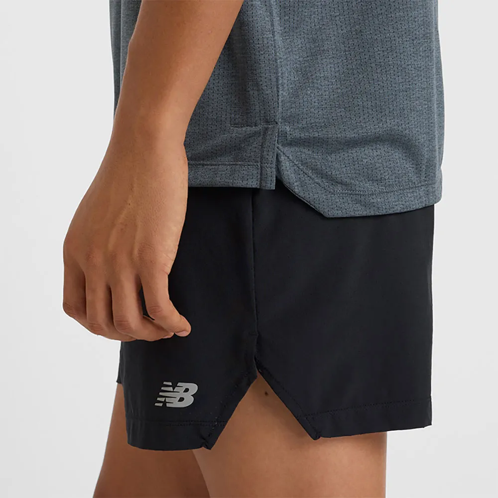 New Balance Athletics Reflective Graphic ärmlös T-shirt male New Balance Athletics Reflective Graphic ärmlös T-shirt male