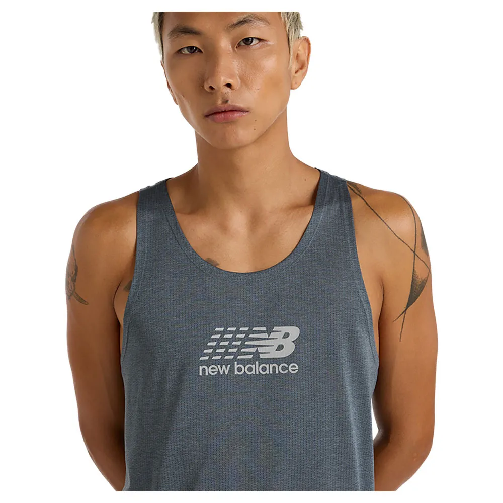 New Balance Athletics Reflective Graphic ärmlös T-shirt male New Balance Athletics Reflective Graphic ärmlös T-shirt male