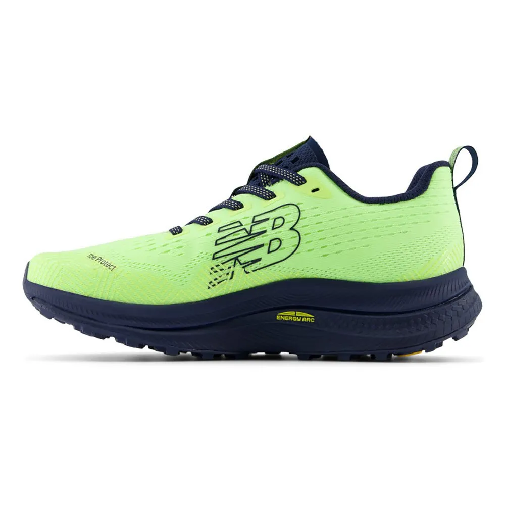 New Balance Fuelcell Supercomp Trailskor female, Bleached lime glo New Balance Fuelcell Supercomp Trailskor female, Bleached lime glo