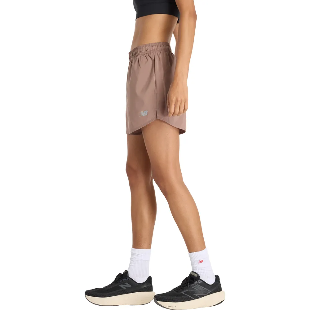 New Balance Sport Essentials 5´´ Shorts female