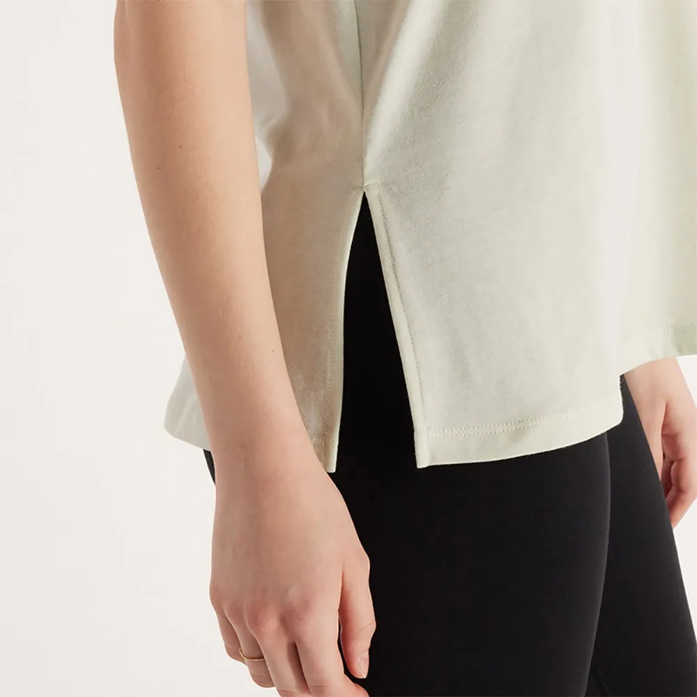New Balance Sport Essentials Heathertech ärmlös T-shirt female
