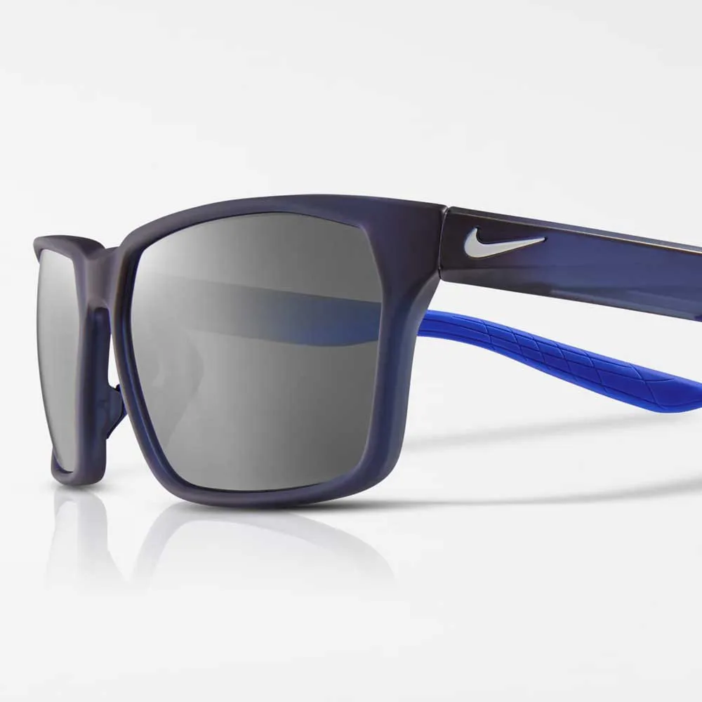 Nike Maverick Rge Solglasögon, Navy blue, Grey Med Silver Flash/CAT3