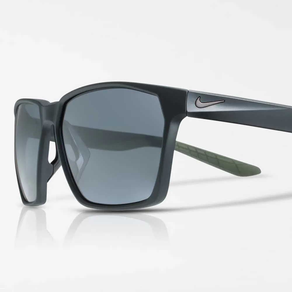 Nike Maverick Solglasögon, Matte black / grey, Black/CAT3