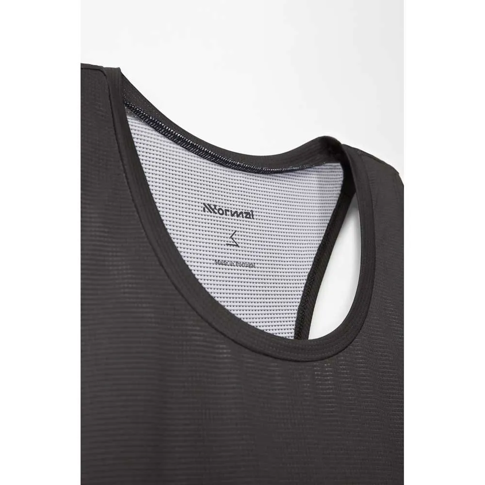 NNormal Race Svart ärmlös T-shirt female