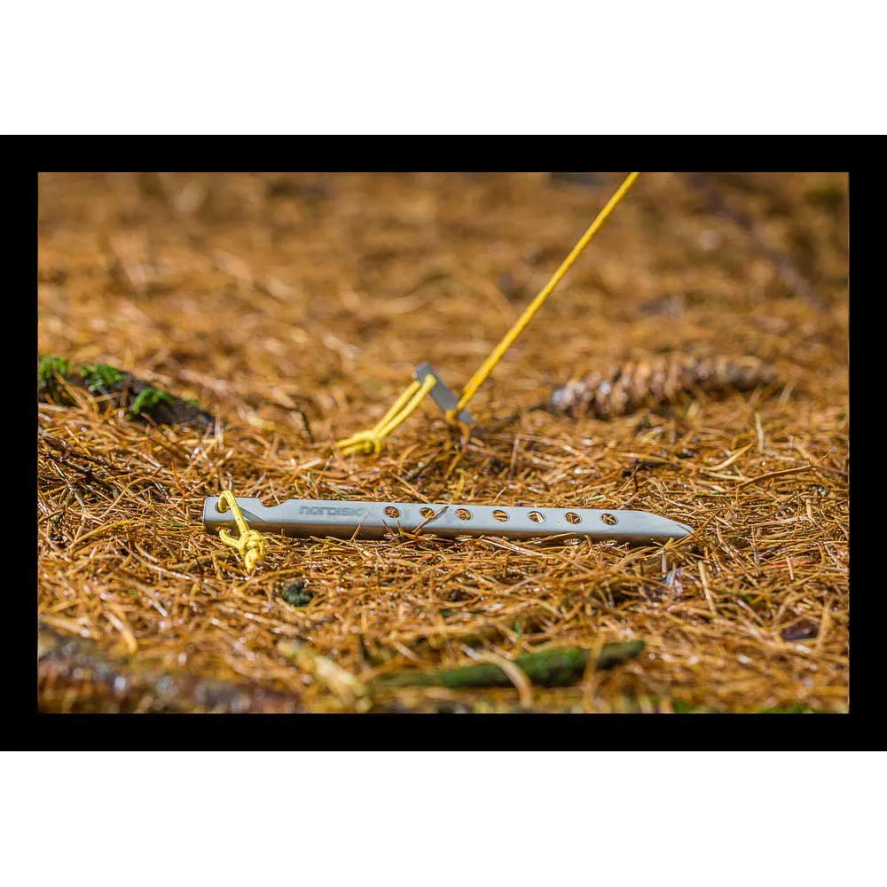 Nordisk V Peg Titan Stake, Silver, 16.5cm