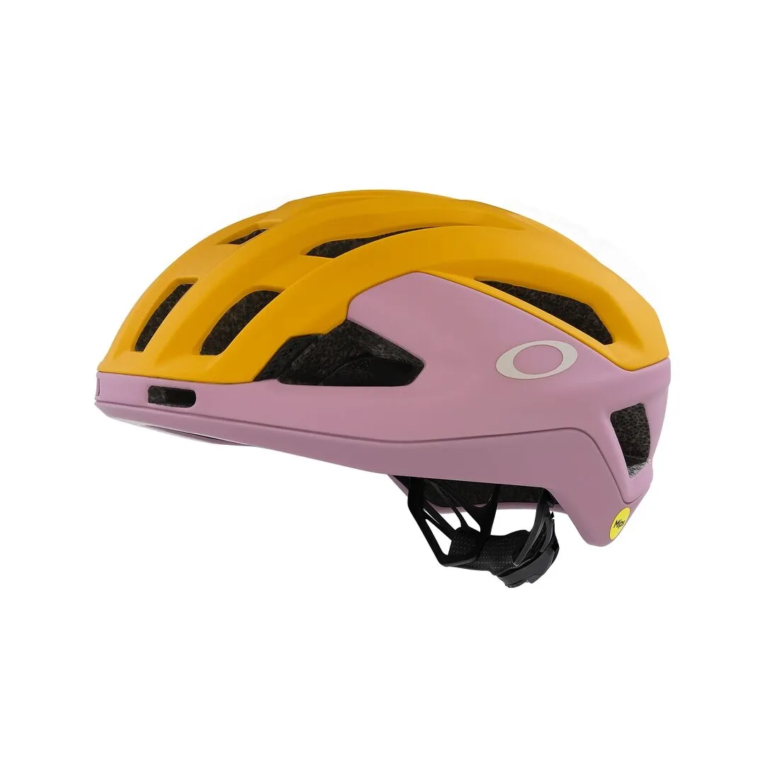 Oakley ARO3 Endurance Hjälm Oakley ARO3 Endurance Hjälm
