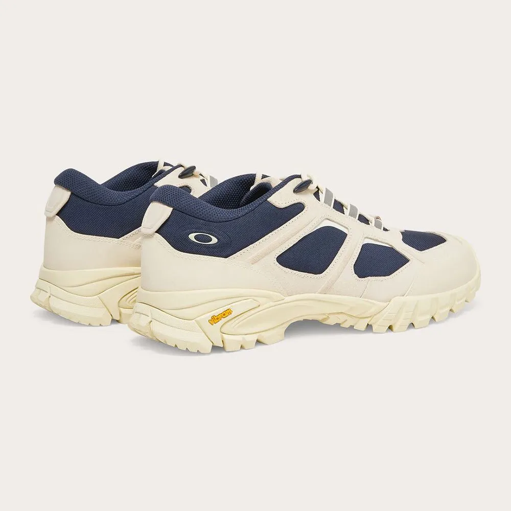 Oakley Sierra Terrain Trailskor male