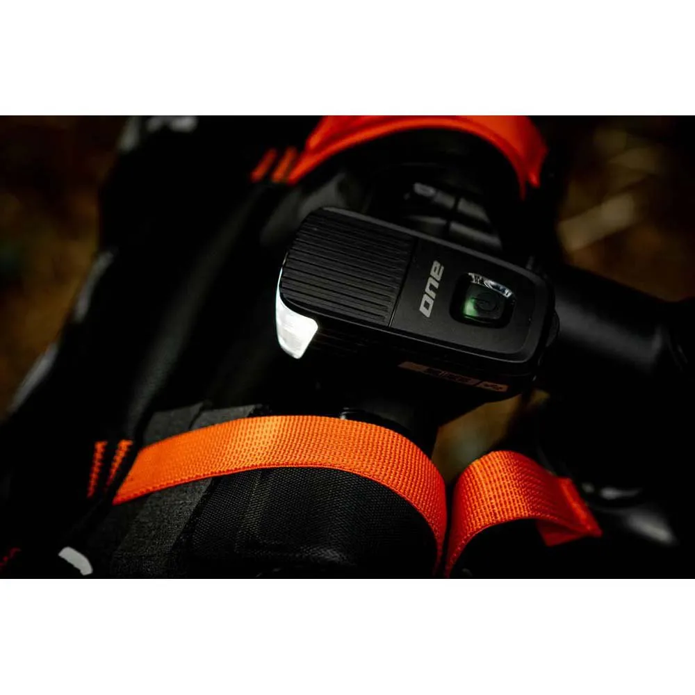 One 50 Framlampa, Black / grey, 300 Lumens