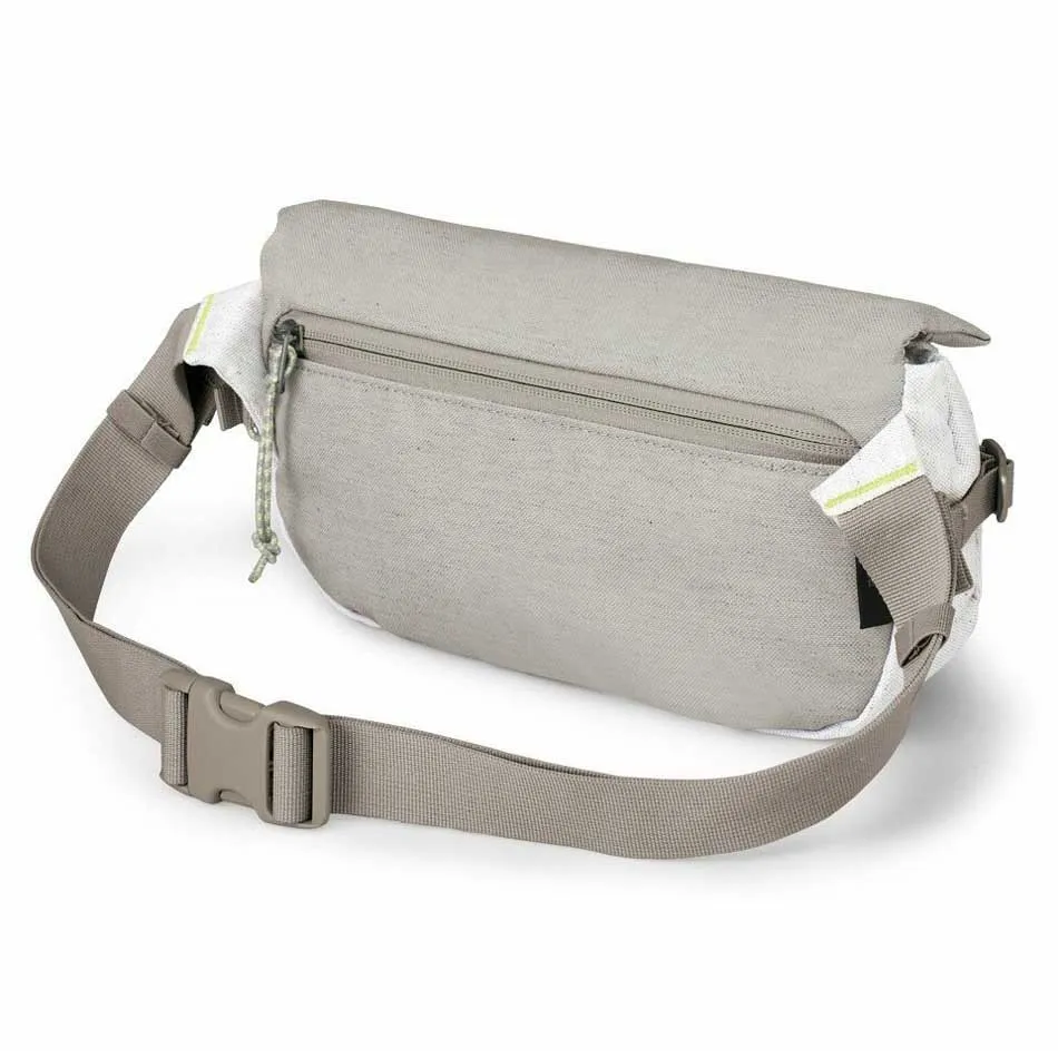 Osprey Arcane Earth Midjeväska, Pediment grey block