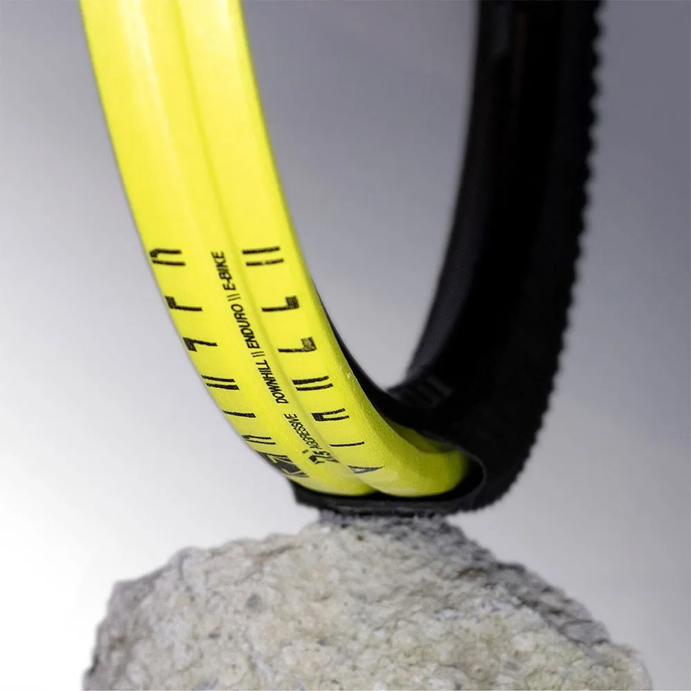PANZER Xc 28 Mm Punkteringsskyddande Skum, Yellow, 29", 2.4-2.4"
