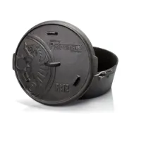 Petromax Dutch Oven FT12 With A Plane Bottom Surface Petromax Dutch Oven FT12 With A Plane Bottom Surface