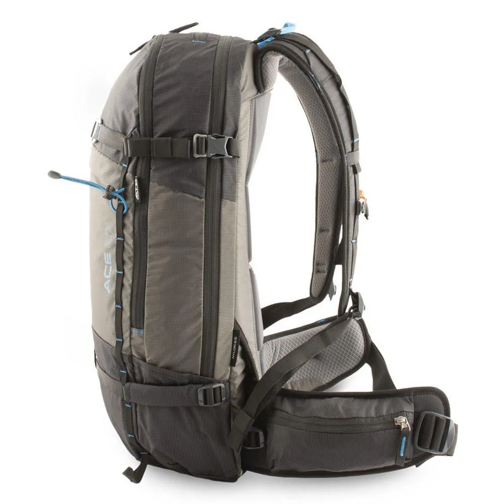 Pinguin Ace 27 Nylon Ryggsäck, Black