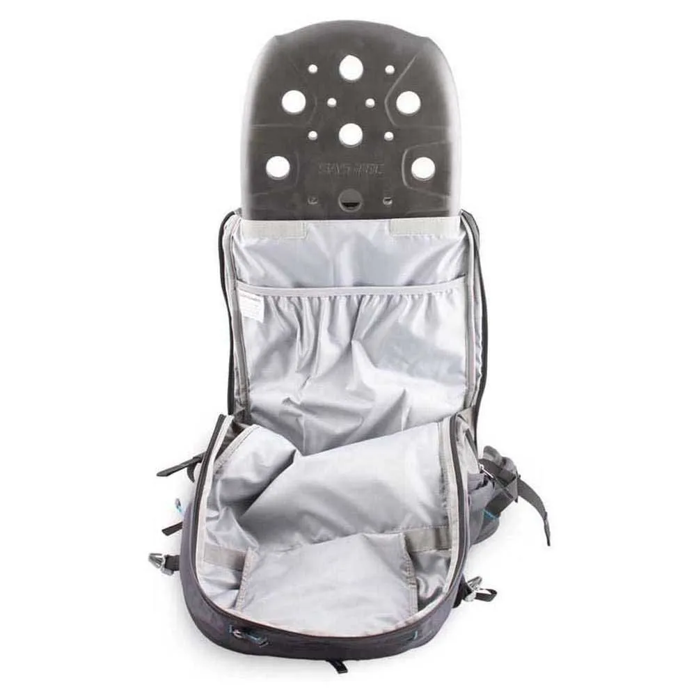 Pinguin Ace 27l Ryggsäck, Black / grey