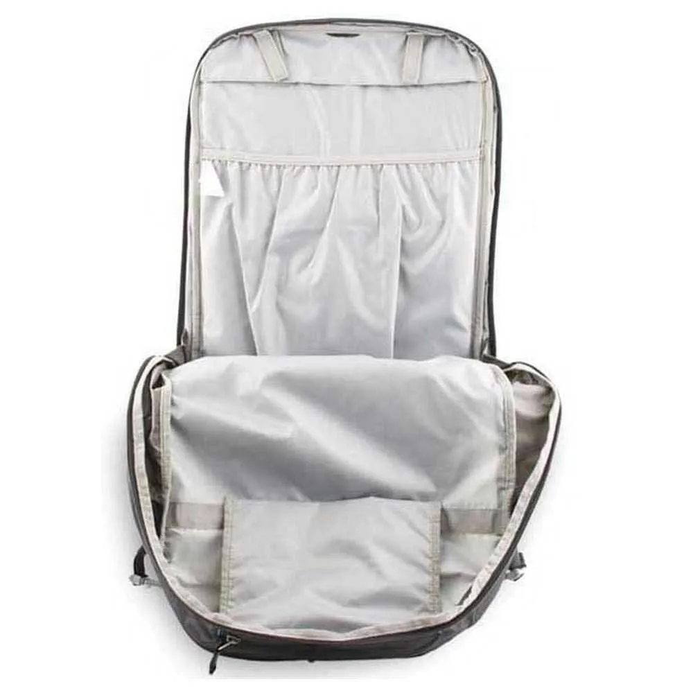 Pinguin Ace 27l Ryggsäck, Black / grey