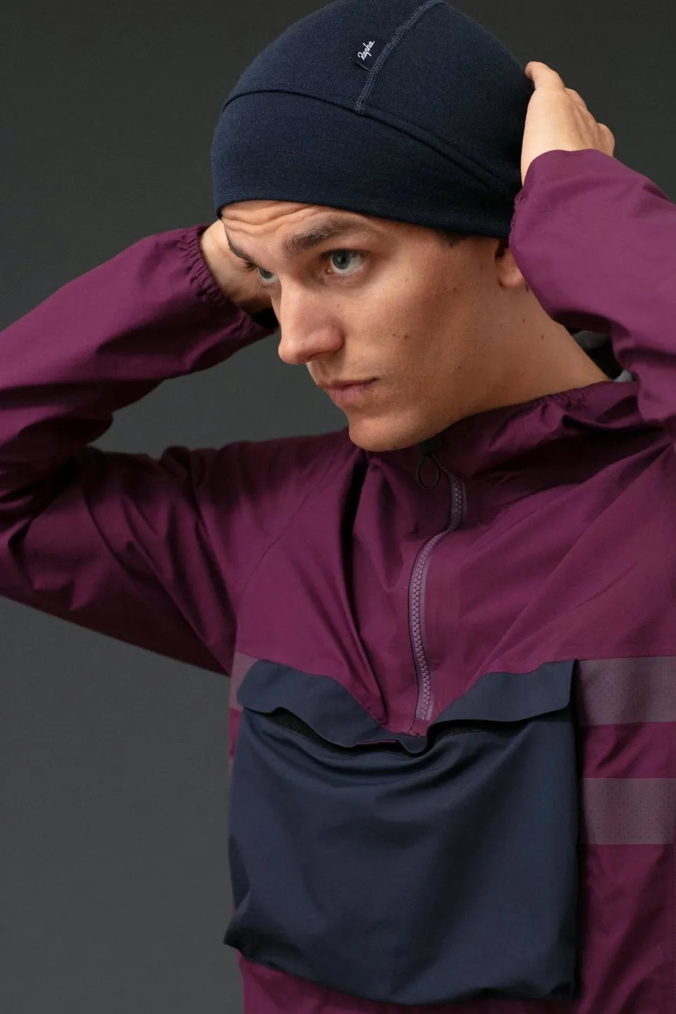 Rapha Peaked Merino Mössa, Black Rapha Peaked Merino Mössa, Black