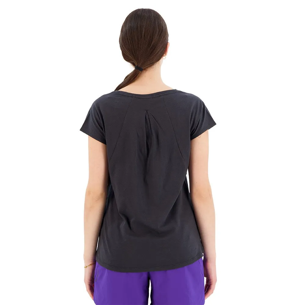 Salomon Essential Shaped T-shirt Med Korta ärmar