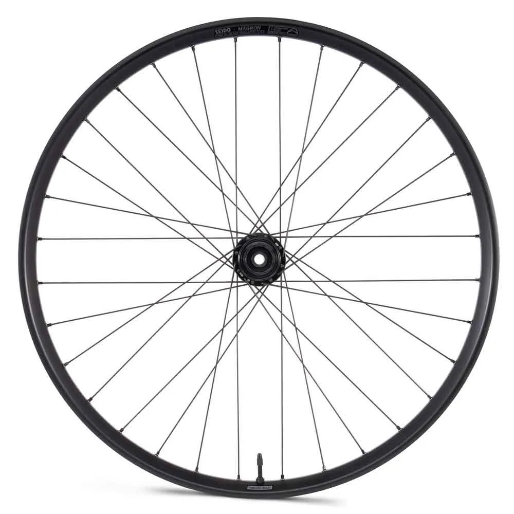 SEIDO Magnon Thru-axle Disc Tubeless Hjulset För Gravelcykel, Black, 12 x 100 / 12 x 142mm, Shimano/Sram HG SEIDO Magnon Thru-axle Disc Tubeless Hjulset För Gravelcykel, Black, 12 x 100 / 12 x 142mm, Shimano/Sram HG