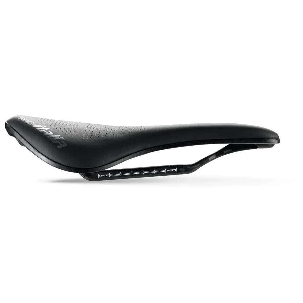 Selle Italia Novus Boost Evo Kit Carbon Superflow Cykelsadel, Black, 145mm