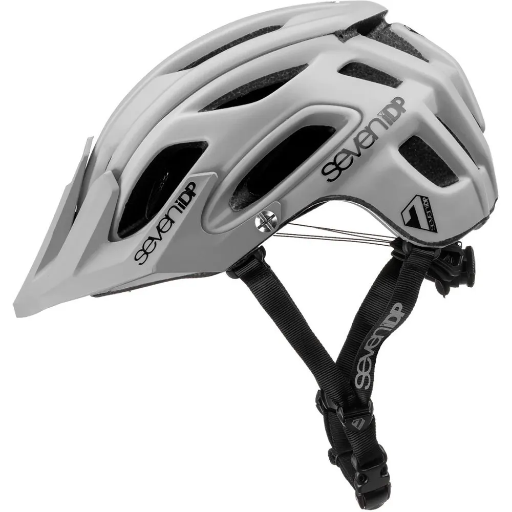 Seven IDP M2 Mtb-hjälm