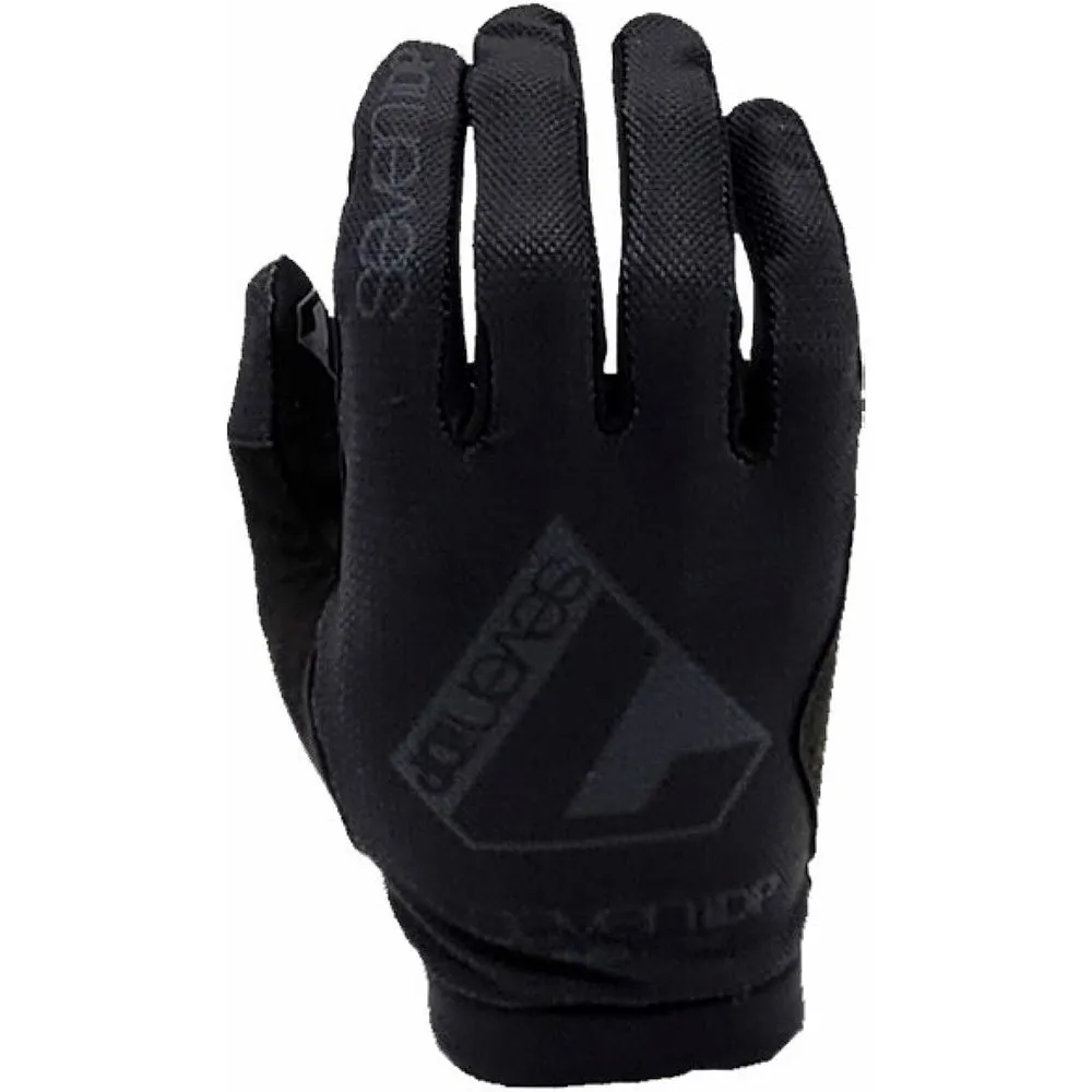 Seven IDP Transition Handskar Seven IDP Transition Handskar