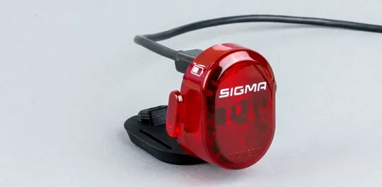 SIGMA SPORT Nugget II Flash Baklampa