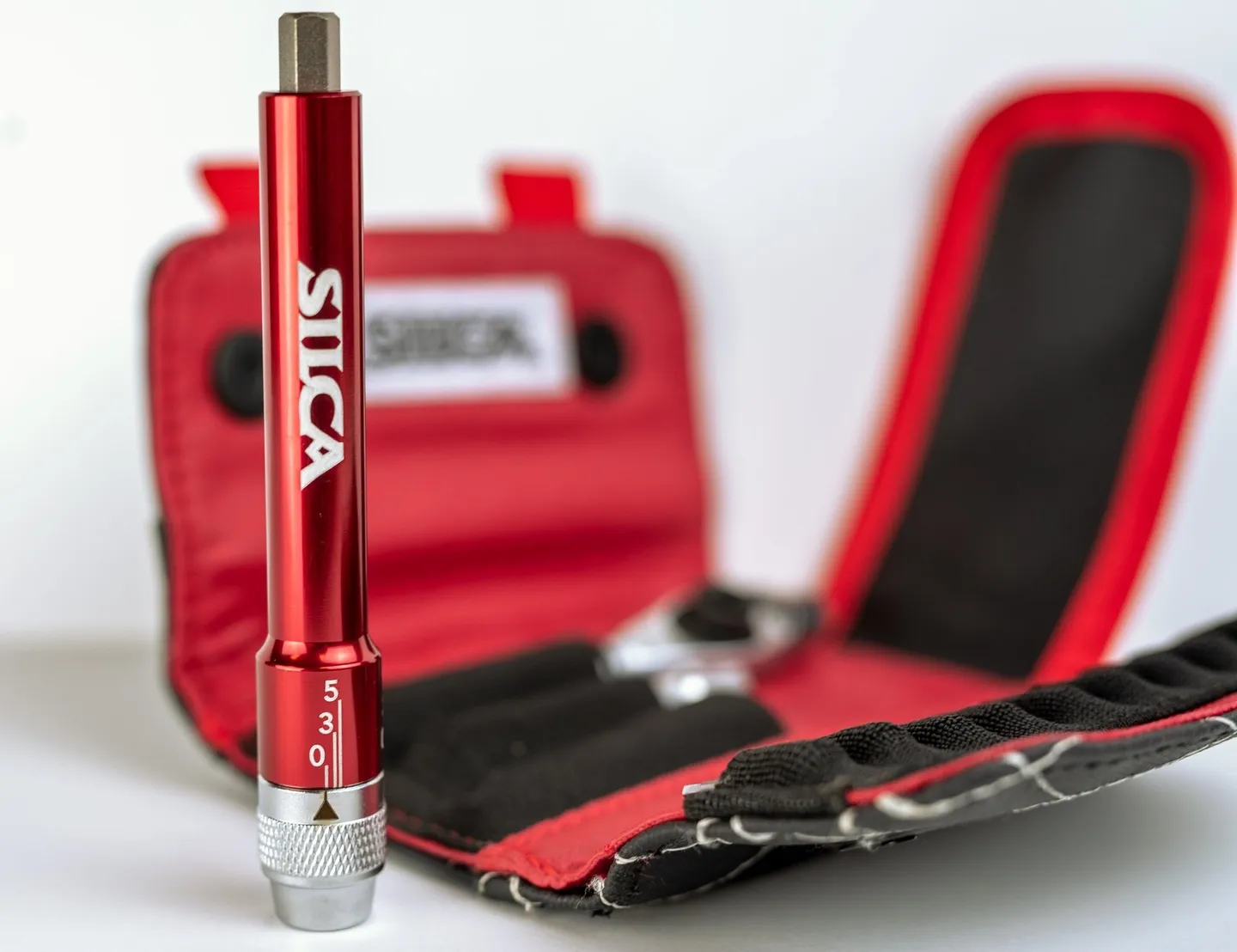 SILCA T-Ratchet + Momentnyckelskit, Silver Red SILCA T-Ratchet + Momentnyckelskit, Silver Red