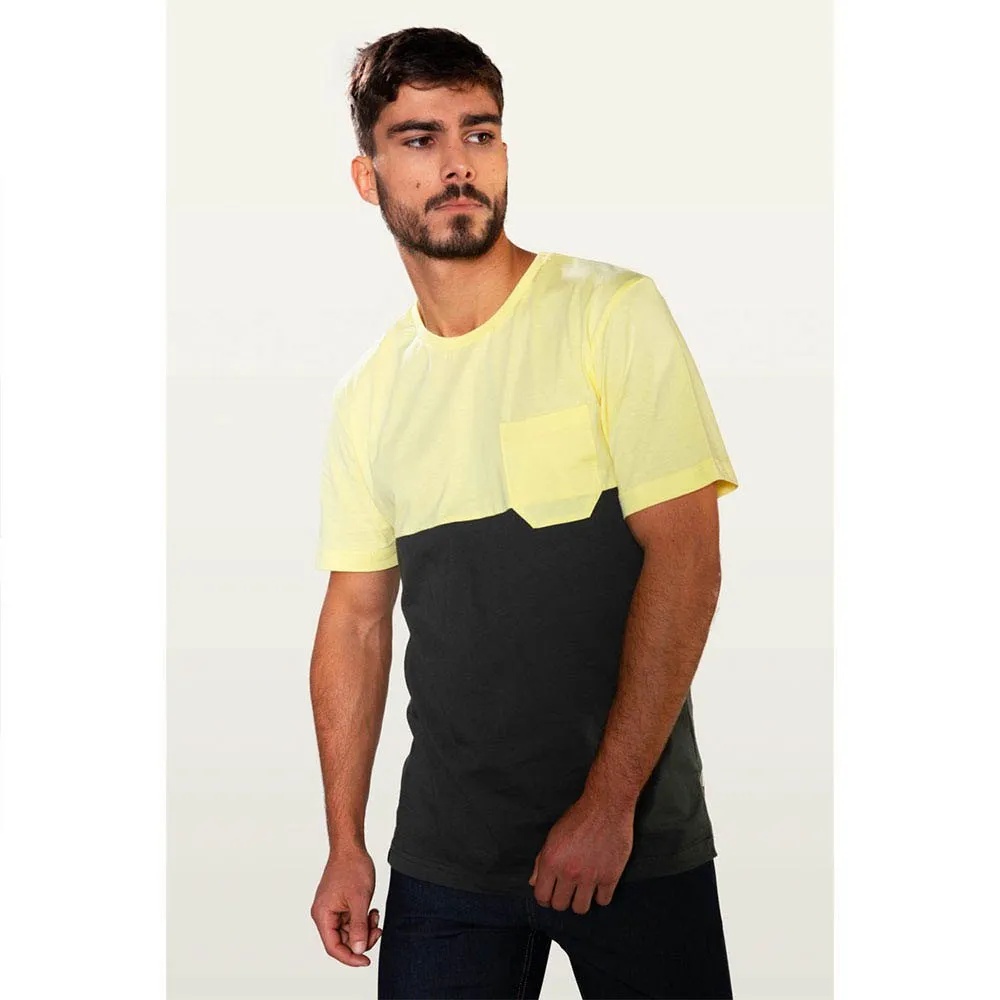 Snap Climbing Two-colored Pocket T-shirt Med Korta ärmar