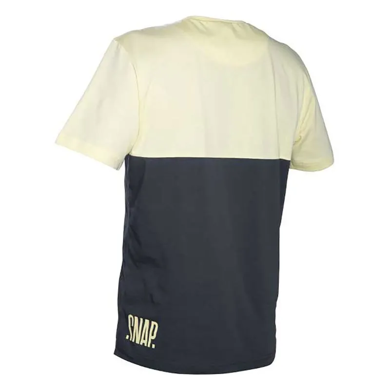 Snap Climbing Two-colored Pocket T-shirt Med Korta ärmar