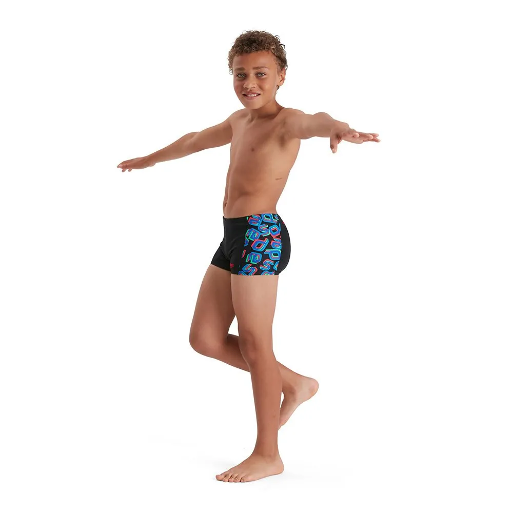 Speedo Digi Allover Panel Badbyxor Boxer male, Black / lava red / neon absinthe / lapis blue / blue flame, 5-6Y