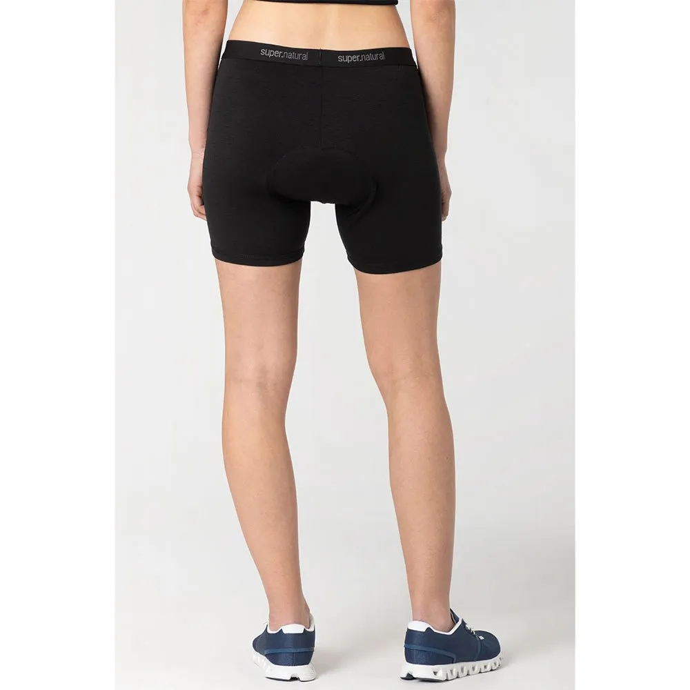 super.natural Grava Padded Shorts, Jet black super.natural Grava Padded Shorts, Jet black