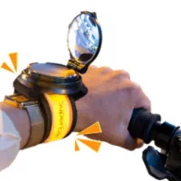 SuperB Enkelt Cykelarmband Med Backspegel Och Blinkers