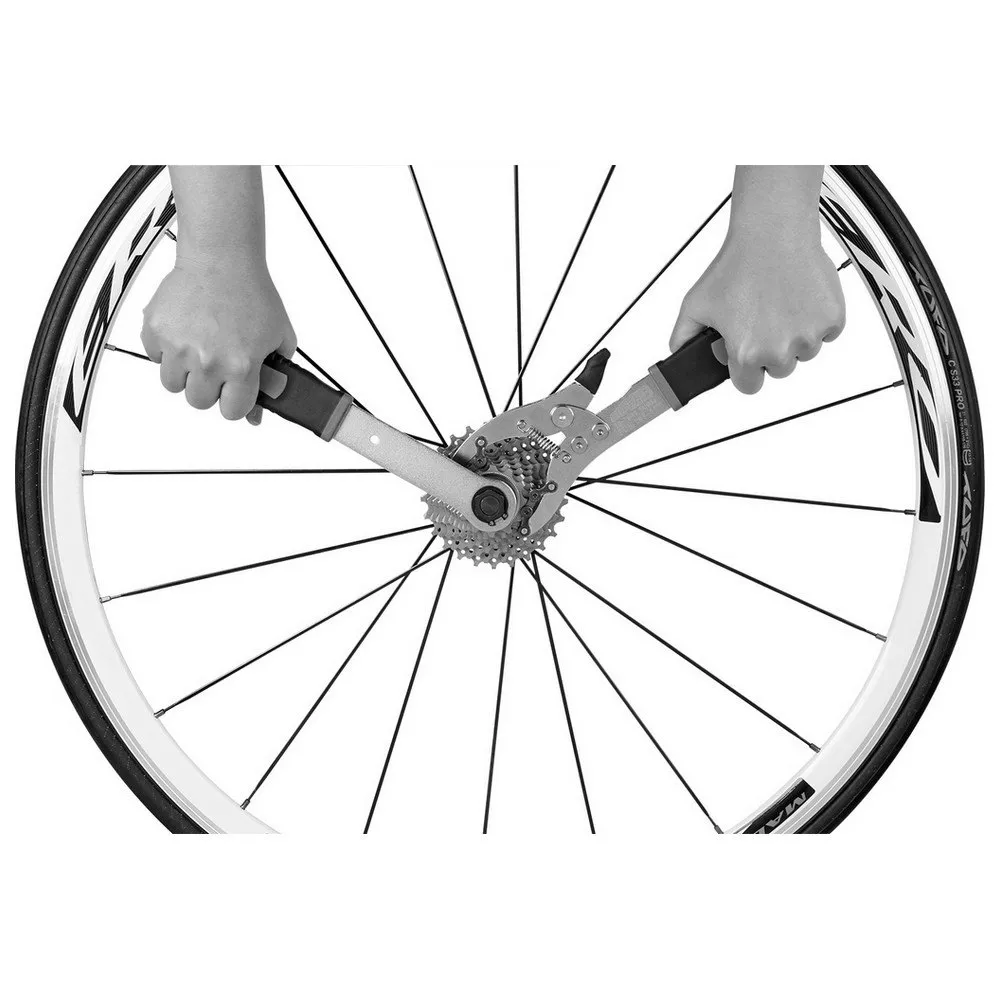 SuperB Kedjepiska 10-17t/5-11s, Silver / black, One Size SuperB Kedjepiska 10-17t/5-11s, Silver / black, One Size