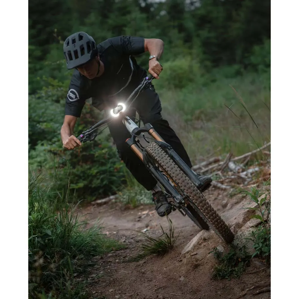 Supernova B54 Max Framlampa, Black, One Size Supernova B54 Max Framlampa, Black, One Size