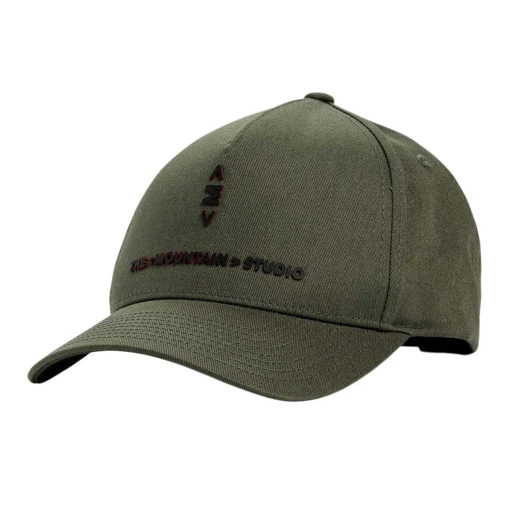 The Mountain Studio Original Keps
