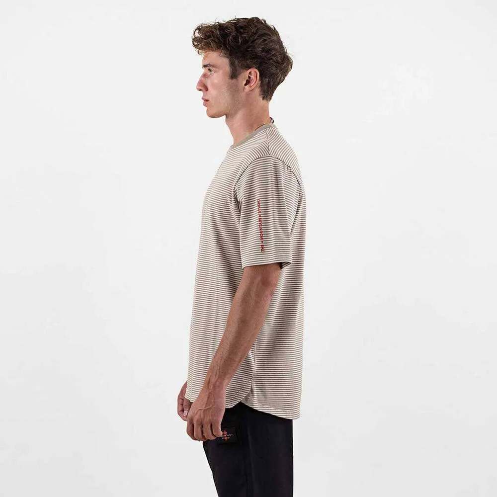 The Mountain Studio Stripe Cotton T-shirt Med Korta ärmar The Mountain Studio Stripe Cotton T-shirt Med Korta ärmar