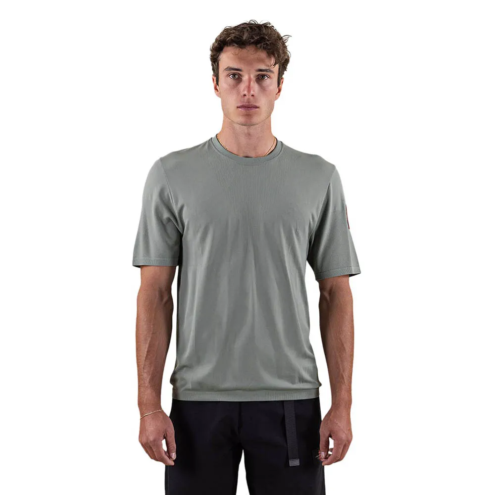 The Mountain Studio Two Tone Tech T-shirt Med Korta ärmar