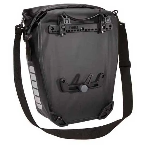 Thule Shield 17l Sidoväskor Refurbished, Black, One Size