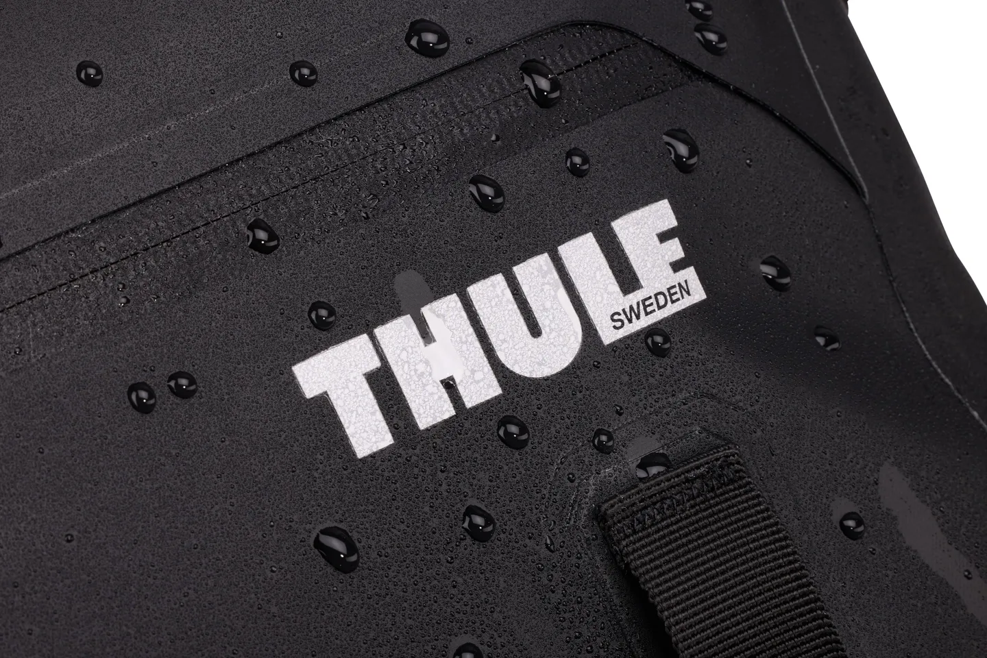 Thule Shield Sidoväska, Svart