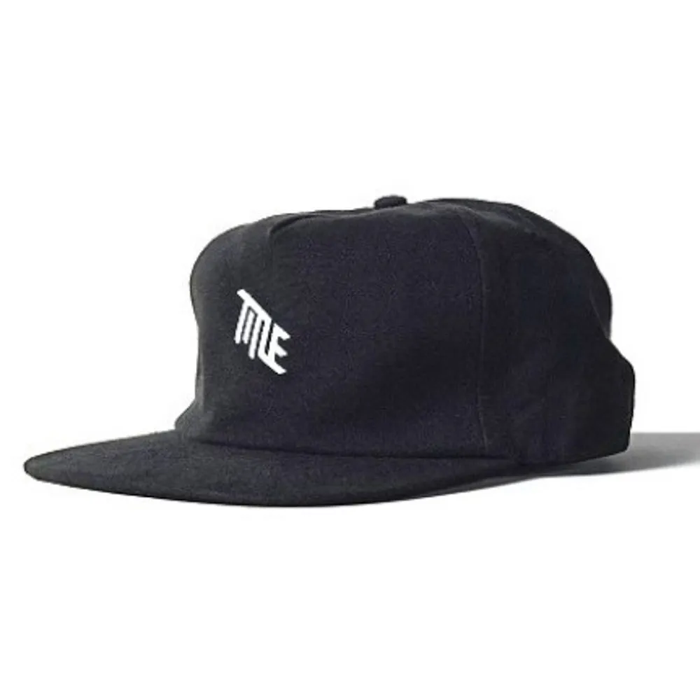 Title Unstructured Logo Keps, Black