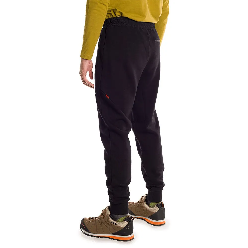 Trango Malniu Byxor, Caviar